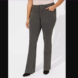 Torrid Pintuck Trouser Boot Studio Luxe Ponte Mid Rise Pant 20 Tall Pinstripe